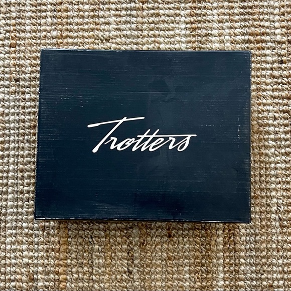 Trotter’s 11W black suede women ankle boots low wedges in great condition. - Picture 6 of 6